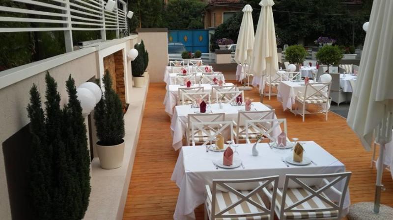 Green House Hotel & Restaurant Tiranë Luaran gambar
