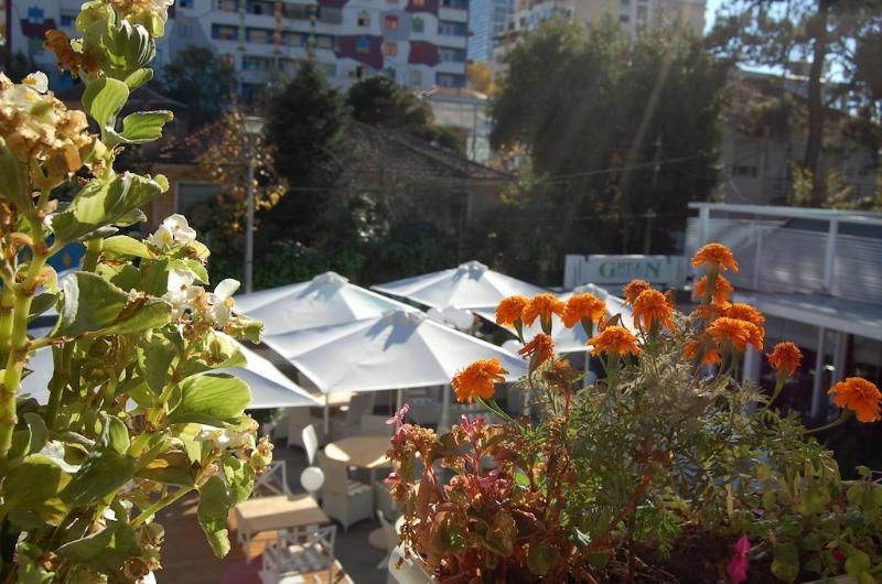 Green House Hotel & Restaurant Tiranë Luaran gambar