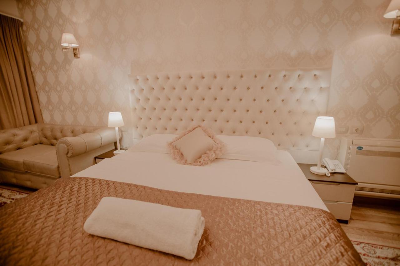 Green House Hotel & Restaurant Tiranë Luaran gambar